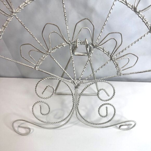 Fan Shaped White Metal Wire Table Top Photo Card Holder Cottage Core Shabby Chic - Picture 5 of 13